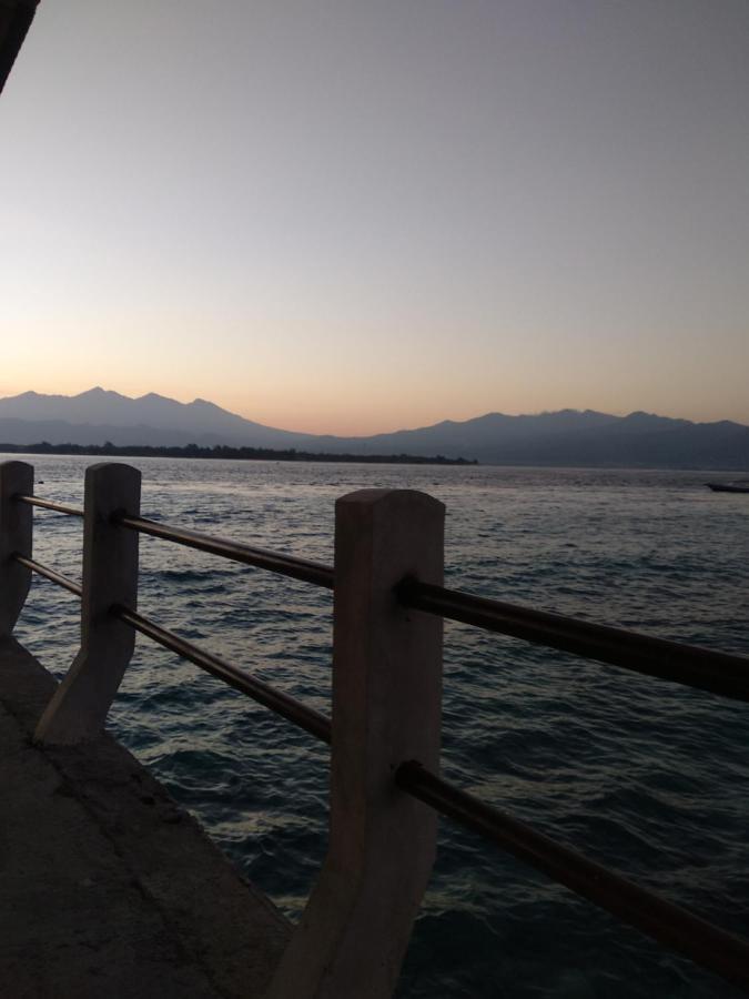 Cnunk Bungalow Gili Meno Exterior foto