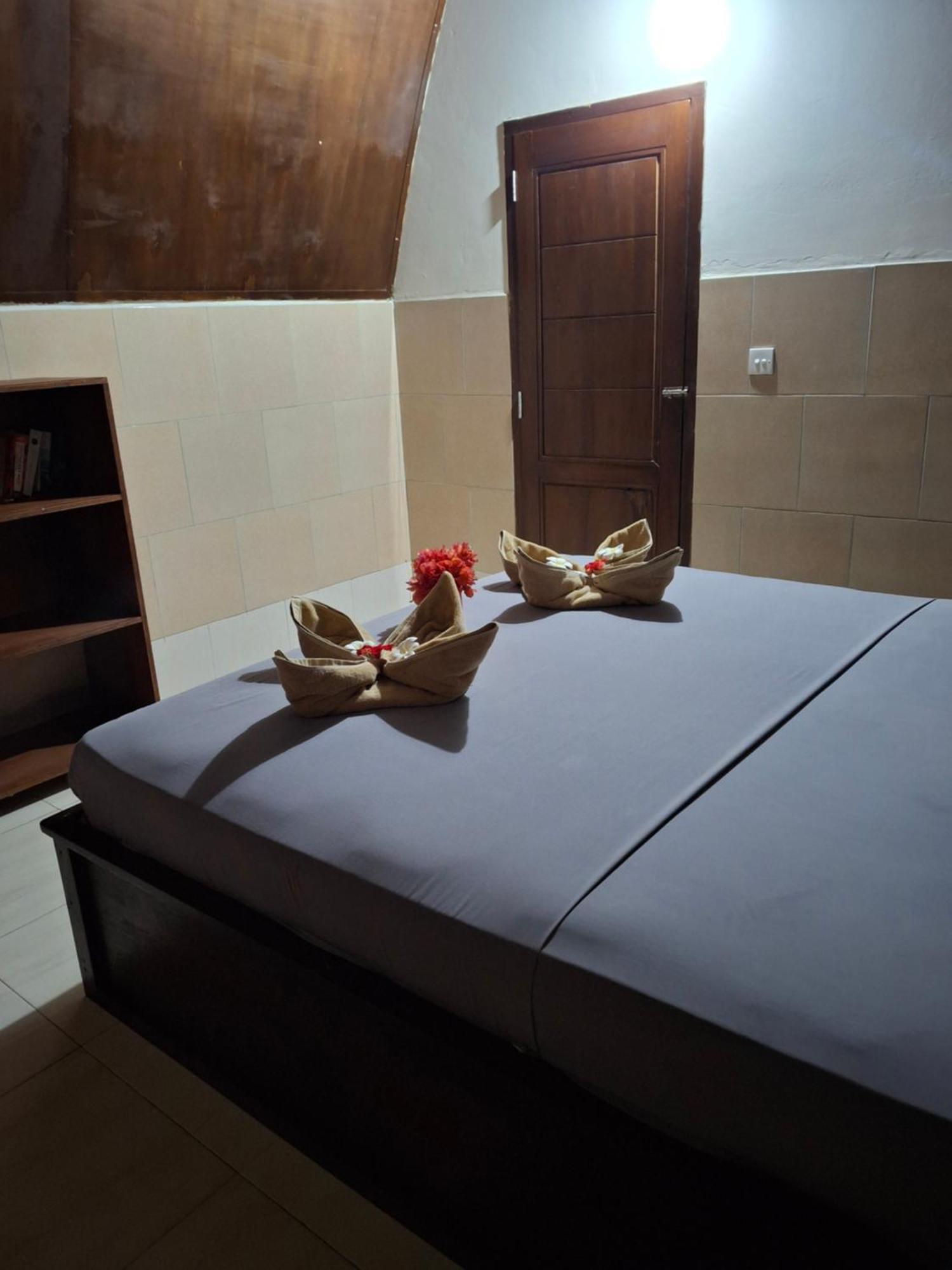 Cnunk Bungalow Gili Meno Exterior foto