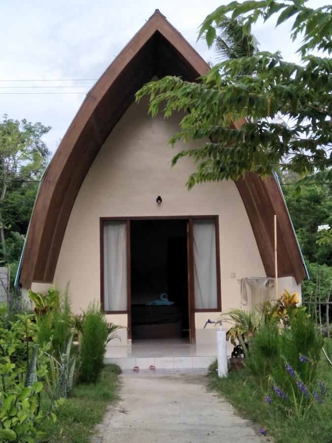 Cnunk Bungalow Gili Meno Exterior foto