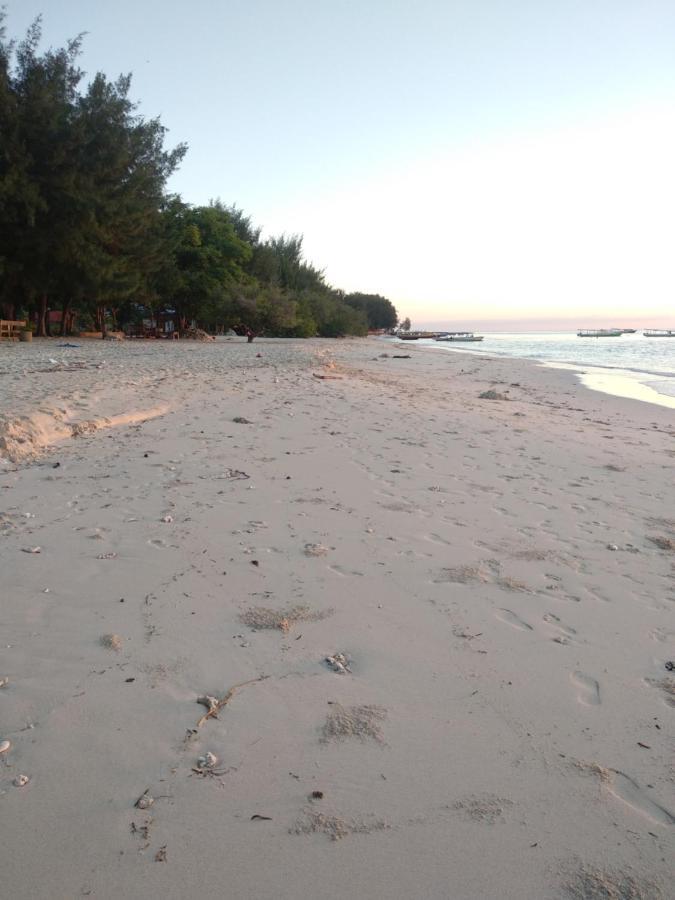 Cnunk Bungalow Gili Meno Exterior foto