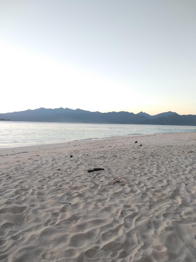Cnunk Bungalow Gili Meno Exterior foto
